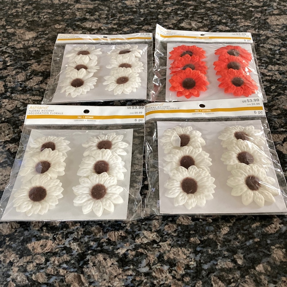 ASHLAND DAISY FLORAL ACCENTS LOT OF 4 NWT